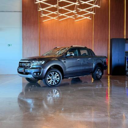 FORD RANGER 3.2 LIMITED 4X4 CD 20V DIESEL 4P AUTOMÁTICO FORD RANGER 3.2 LIMITED 4X4 CD 20V DIESEL 4P AUTOMÁTICO
